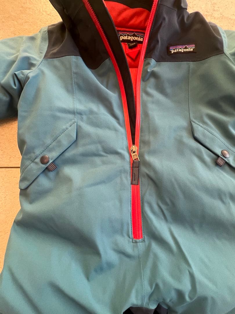 Patagonia 子ども用スキーウェア 12-18M