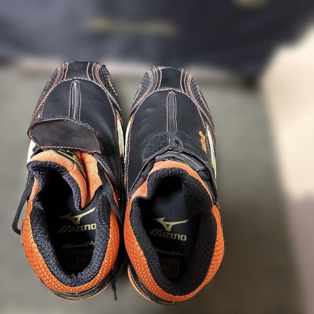 小笠原道大氏　レプリカスパイク　27.5cm MIZUNO