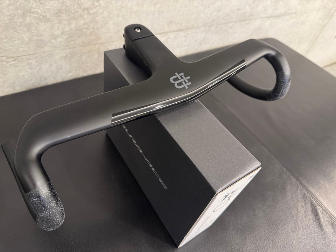 BLACK INC 一体型エアロバーステム AB02 400/90mm