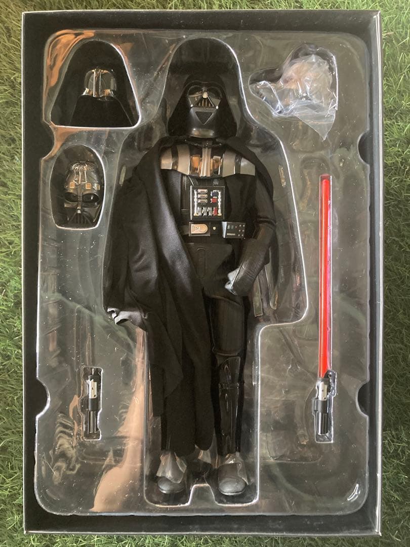 【美品】スターウォーズ　ダース・ベイダー(ジェダイの帰還) 1/6 ホットトイズ