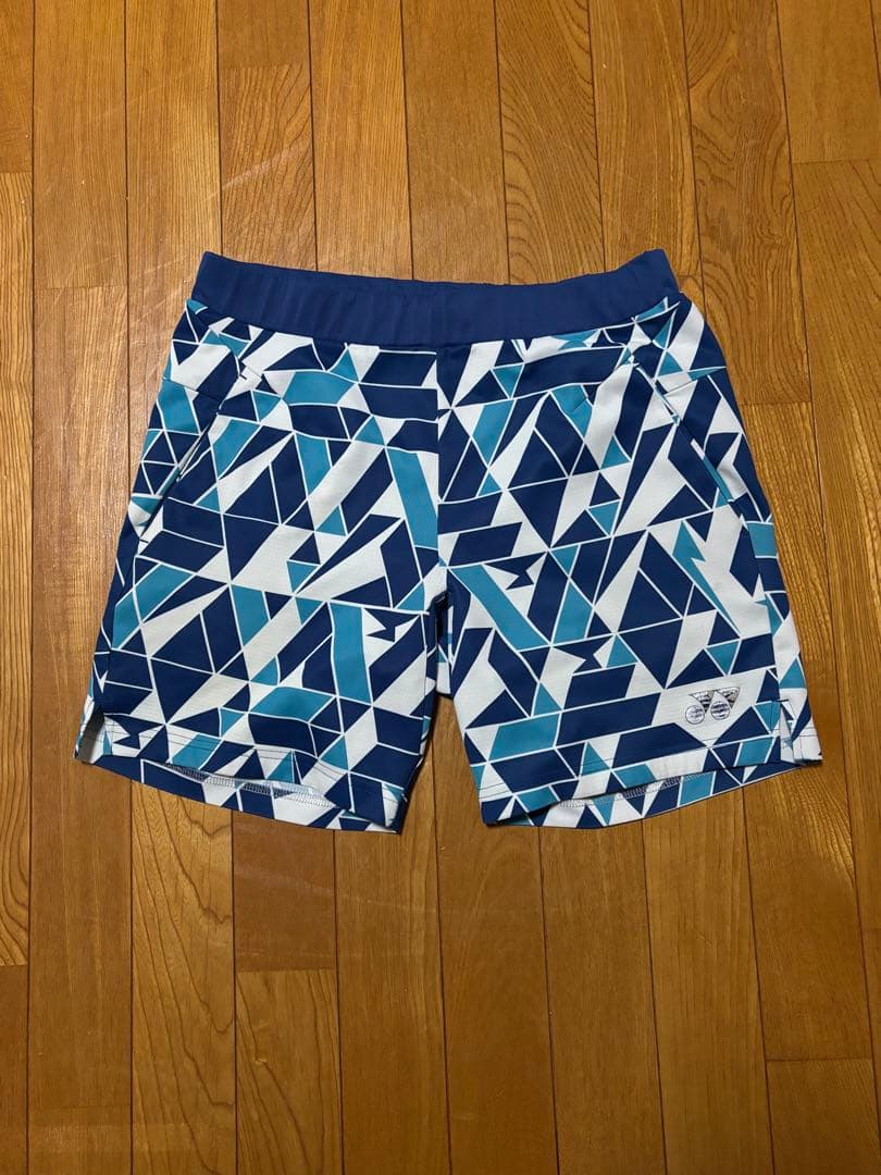 YONEX 幾何学模様 パンツ