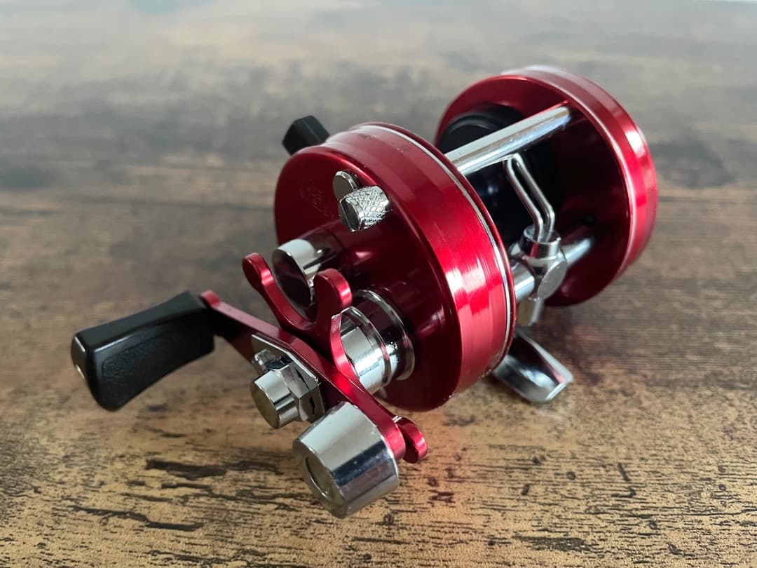 ABU Ambassadeur 2500C アブ アンバサダー レッド RED