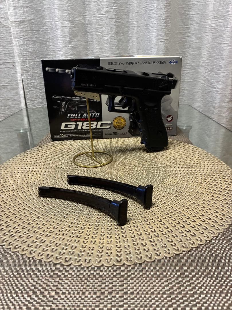 美品　東京マルイ　カスタム品　グロックG18C Glock 化粧箱付き