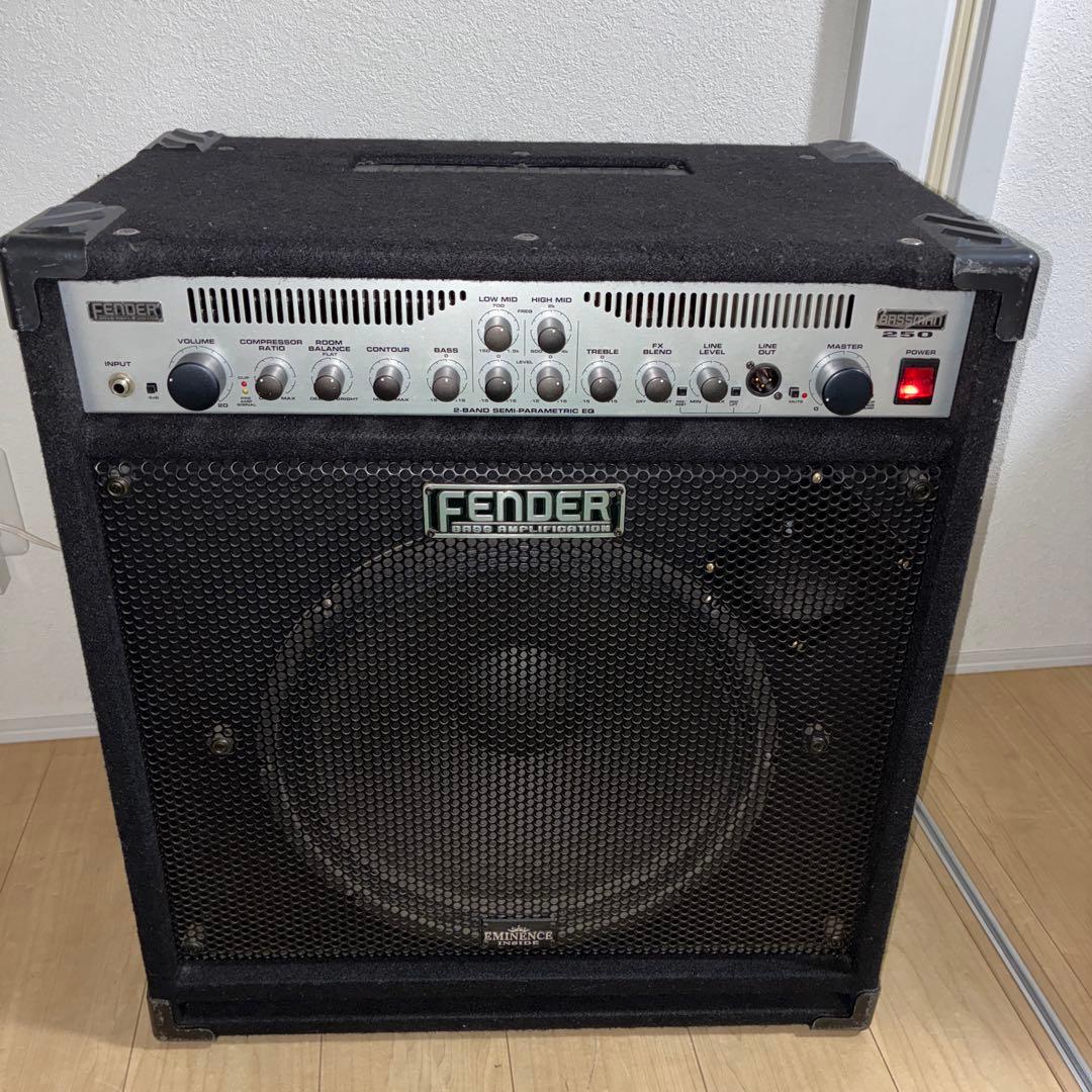 希少　フェンダー Fender USA ベースアンプ BASSMAN 250