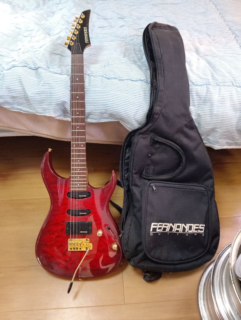FERNANDES エレキギター レッド ギターケース付き