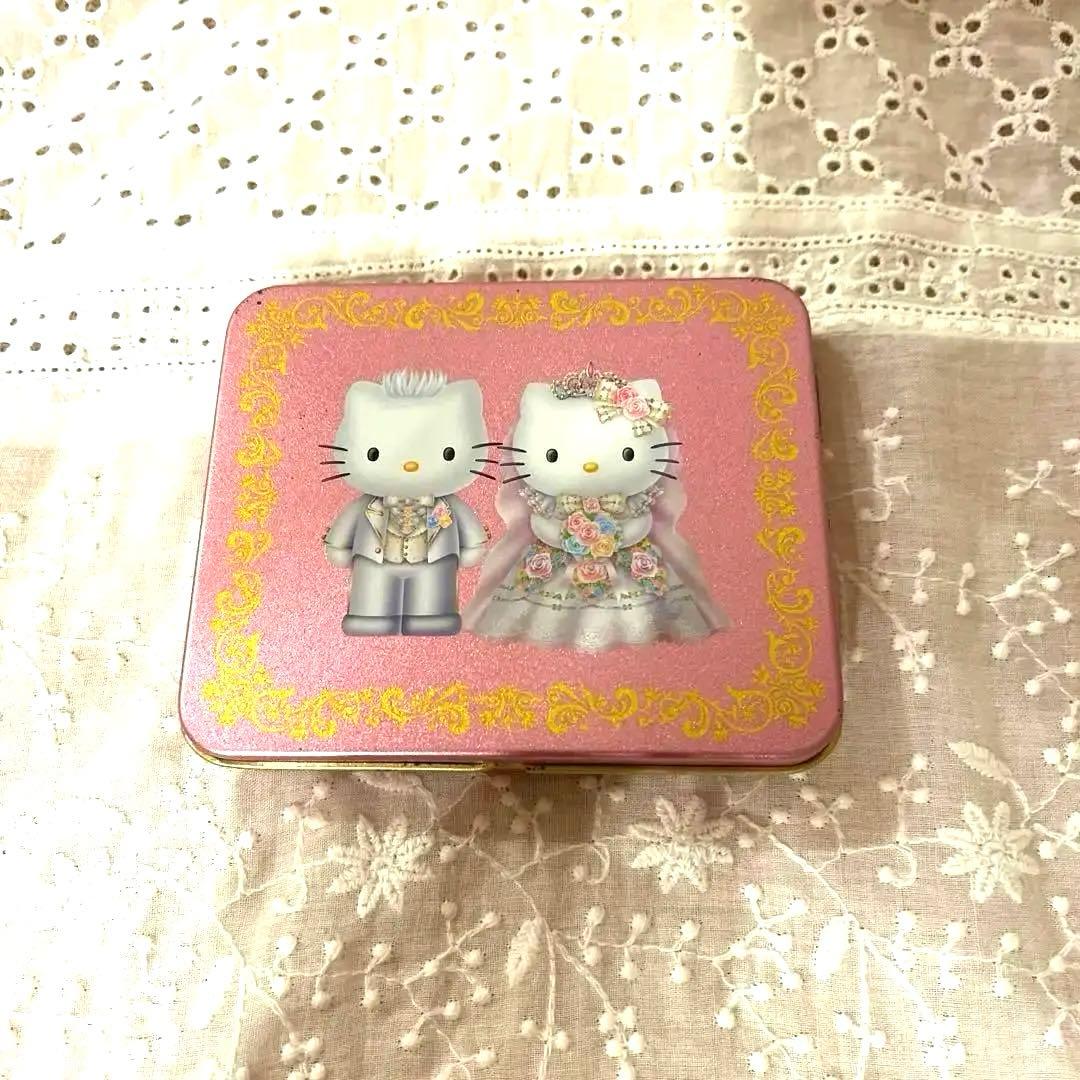 レア‼️ハローキティ カード＆メモ用紙セット ウェディング缶入り