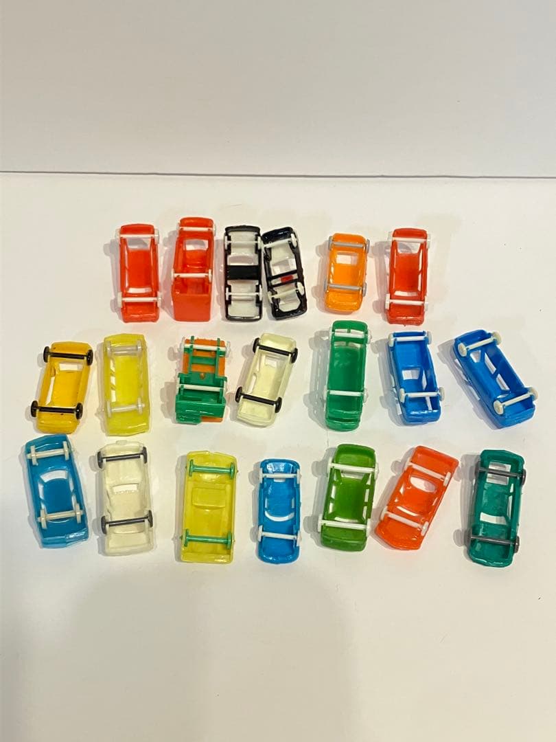 グリコのおもちゃ　ミニカー　グリコのおまけ　フェアレディZ チェリー　ルーチェ