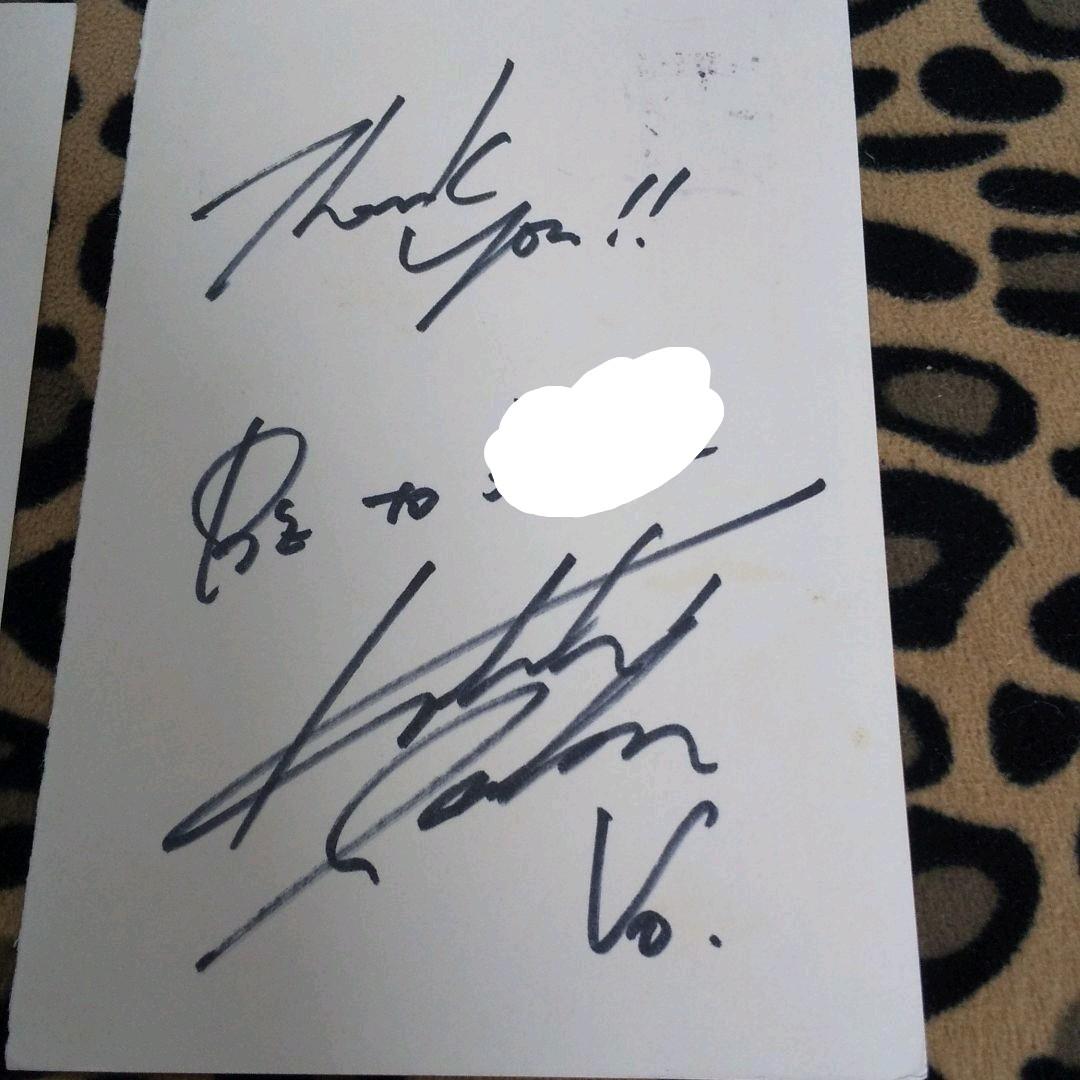B'z　サイン