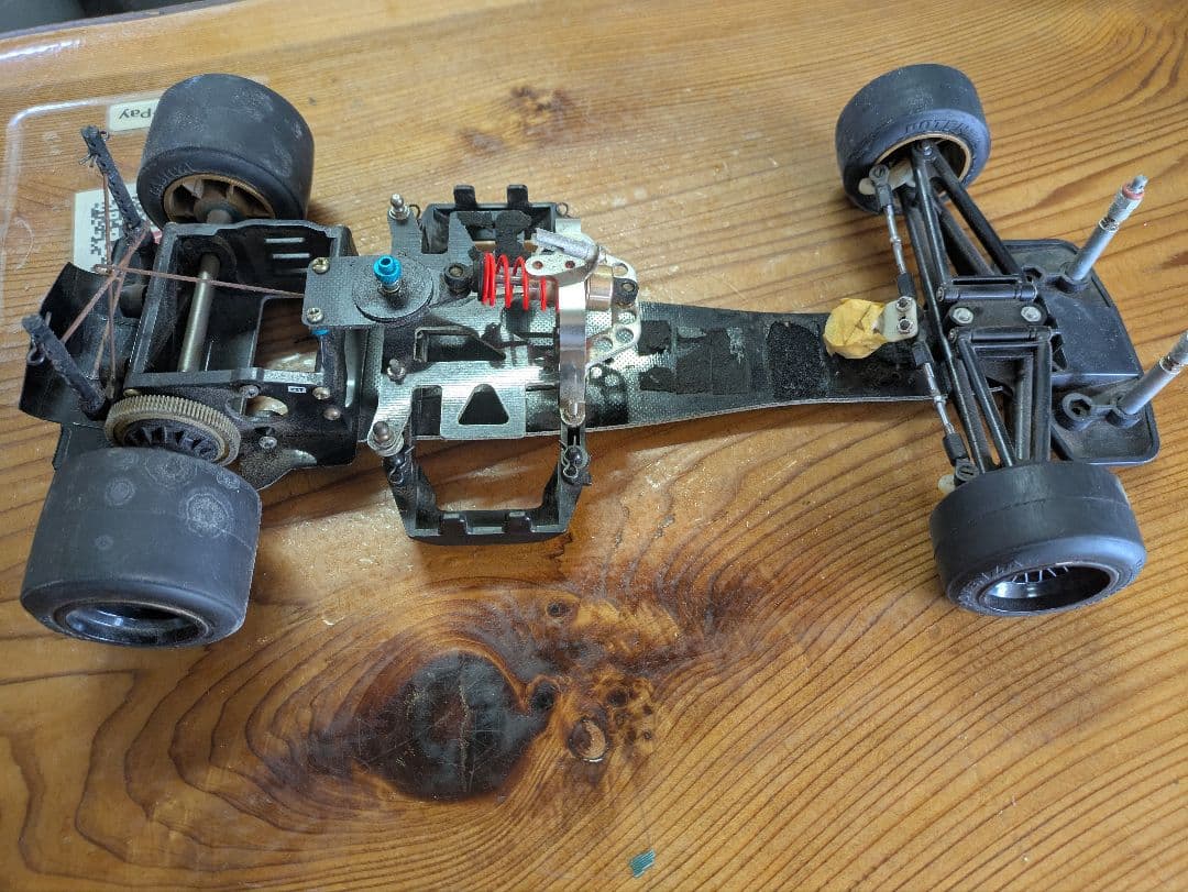 F103 タミヤ　ナスカーボディ付