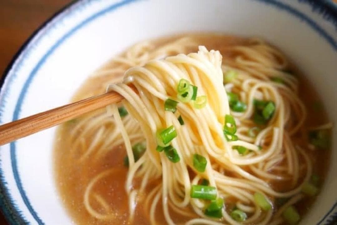 大特￥11000　１食分￥92　　九州博多の超定番 　醤油豚骨味 棒ラーメン
