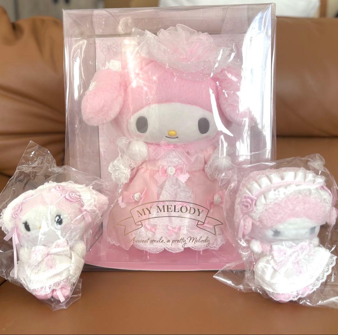 レディマイメロディ　ぬいぐるみ　ホワイトフリル　マスコット　マイメロ　ピアノ