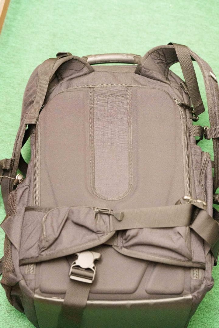 Burton カメラバッグ
