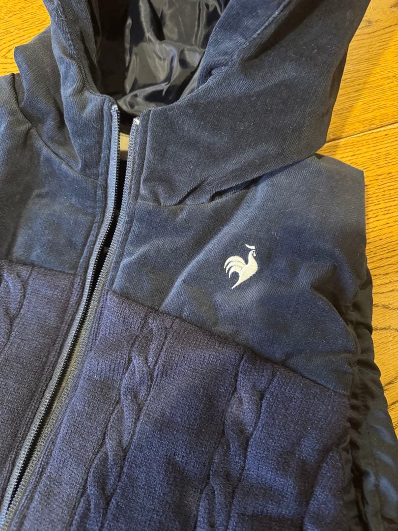 LE COQ SPORTIF フード付きベスト（保温）