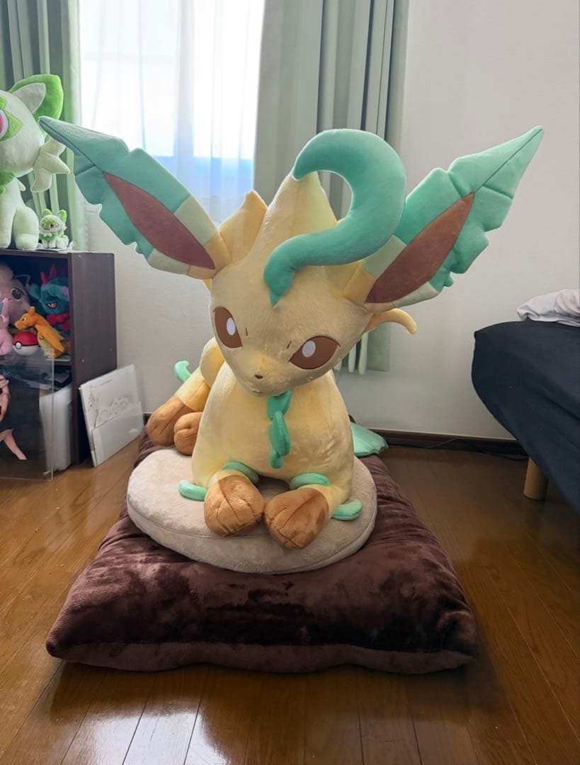 等身大　リーフィア　寝そべり　開封済み品