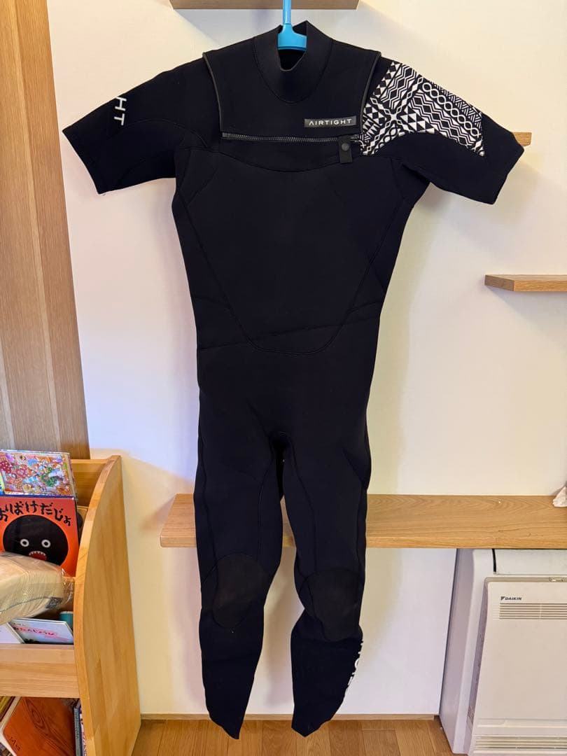 Airtight ウェットスーツ XL 黒色