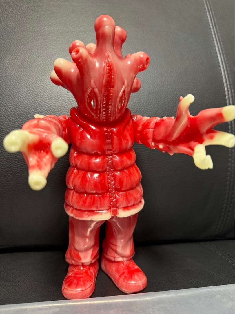 GYAROMI ギャロミ 百々目オイド ソフビ 蓄光　マーブル