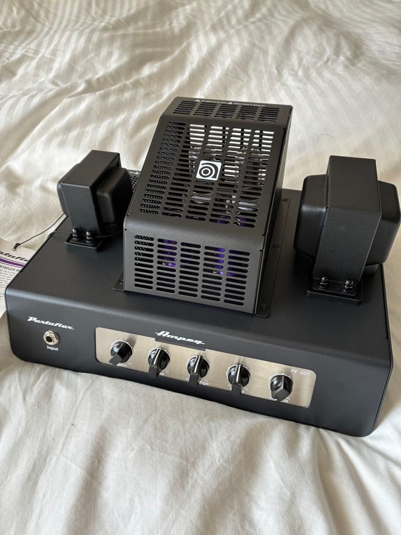 Ampeg PF-20T ベース用アンプヘッド