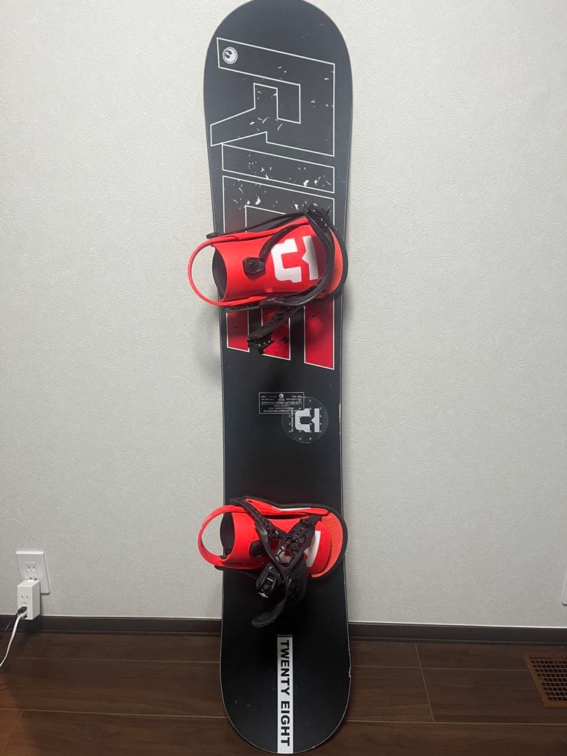 rice28 size150スノーボード　ユニオンビンディング、カバー付