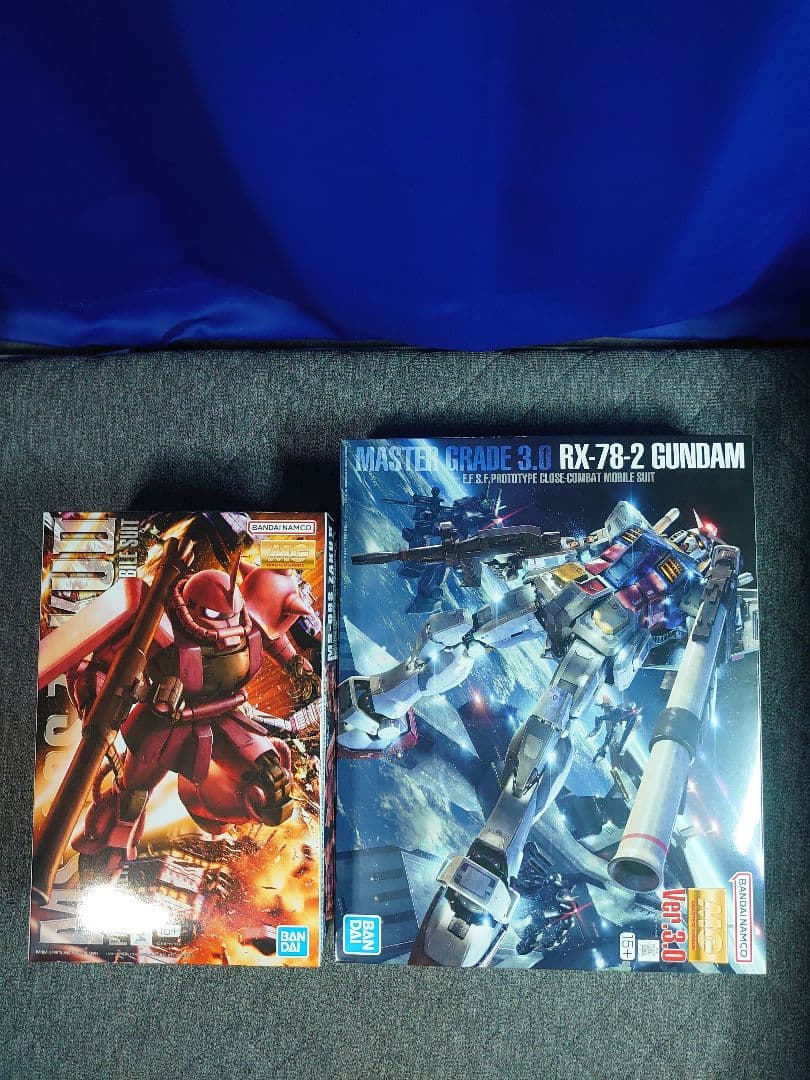 玉*v様 MGガンダム3.0＋MGシャア専用ザクII2.0 オマケ有り