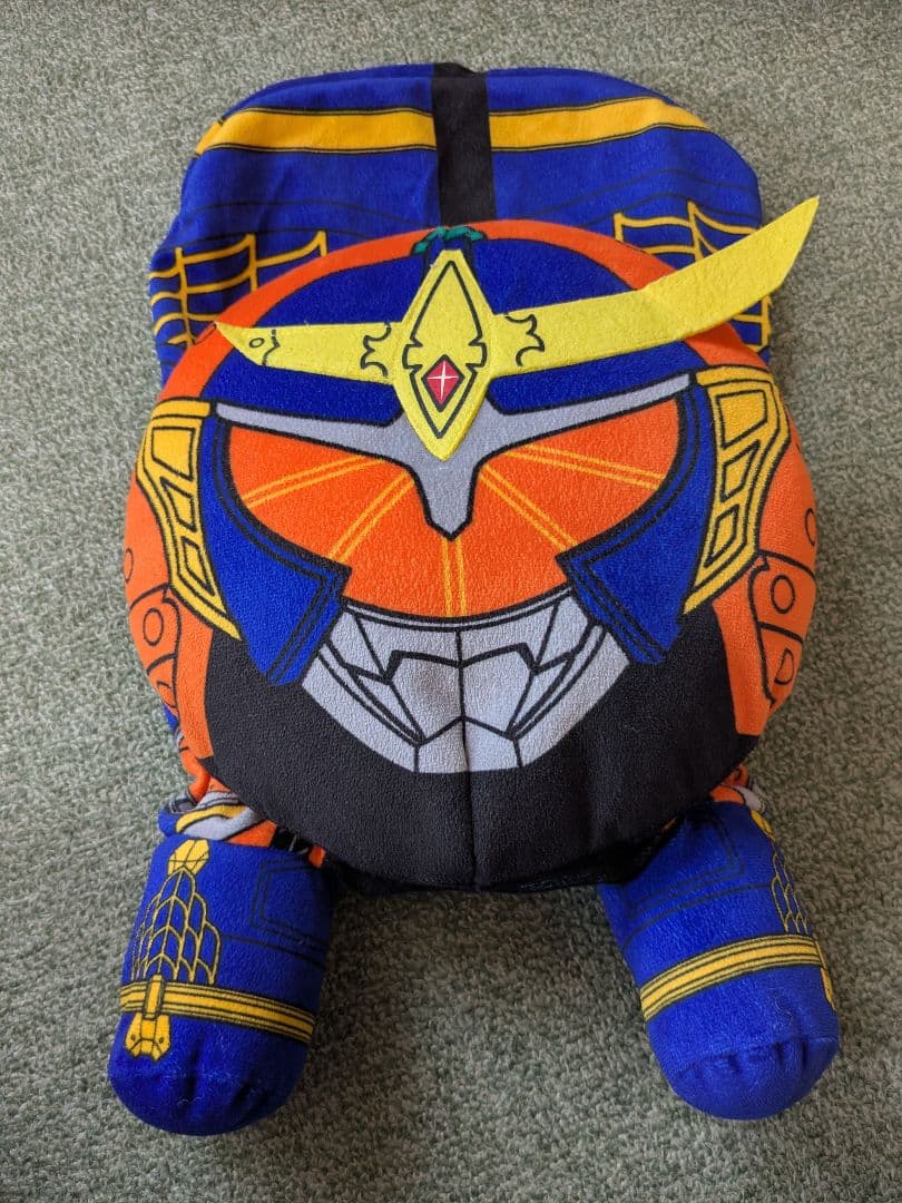 非売品 仮面ライダー鎧武　ぬいぐるみ 枕 カバー