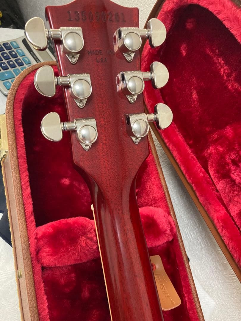 ギブソン　レスポール　スタンダード　美品未使用に近い