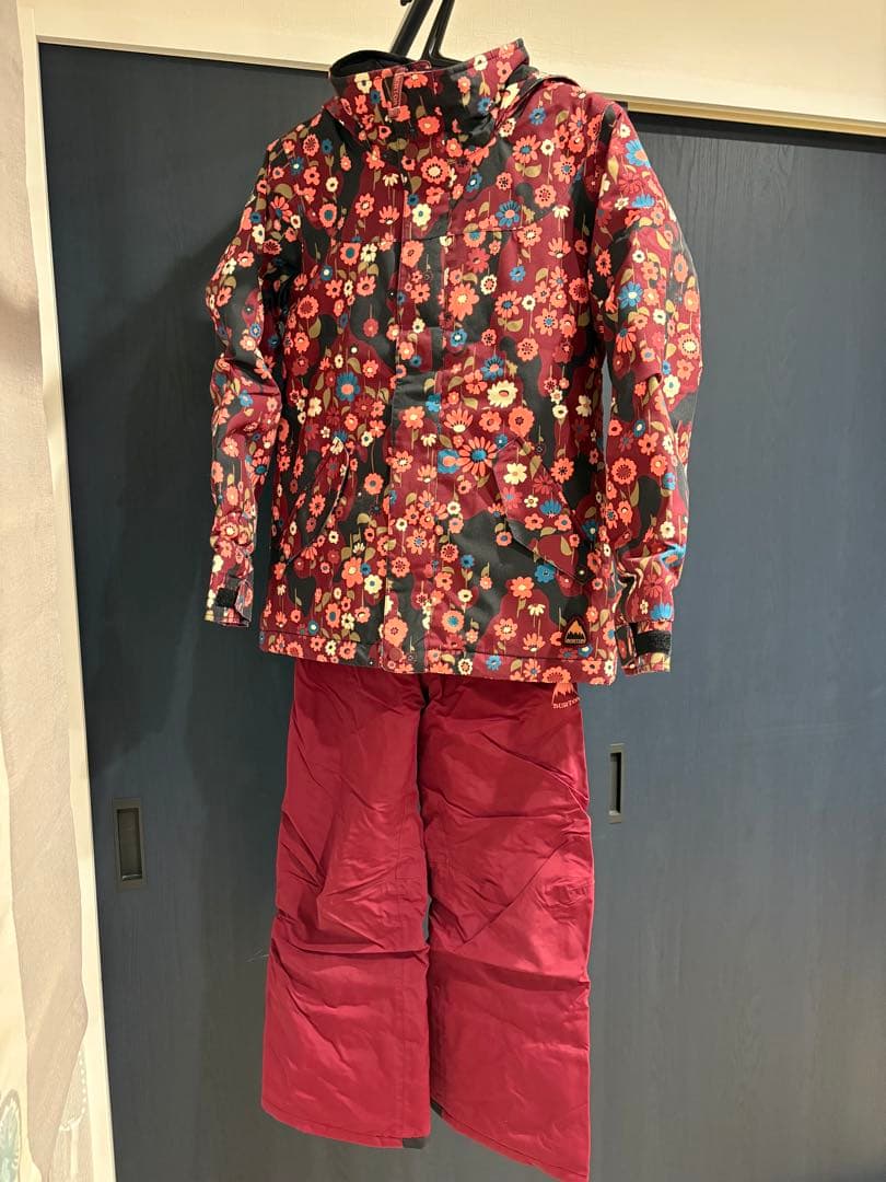 BurtonスノーウェアS〜M 130140セット売り
