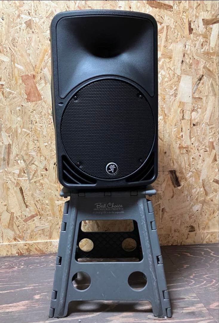 美品　Mackie (マッキー) C-200 PAスピーカー　②