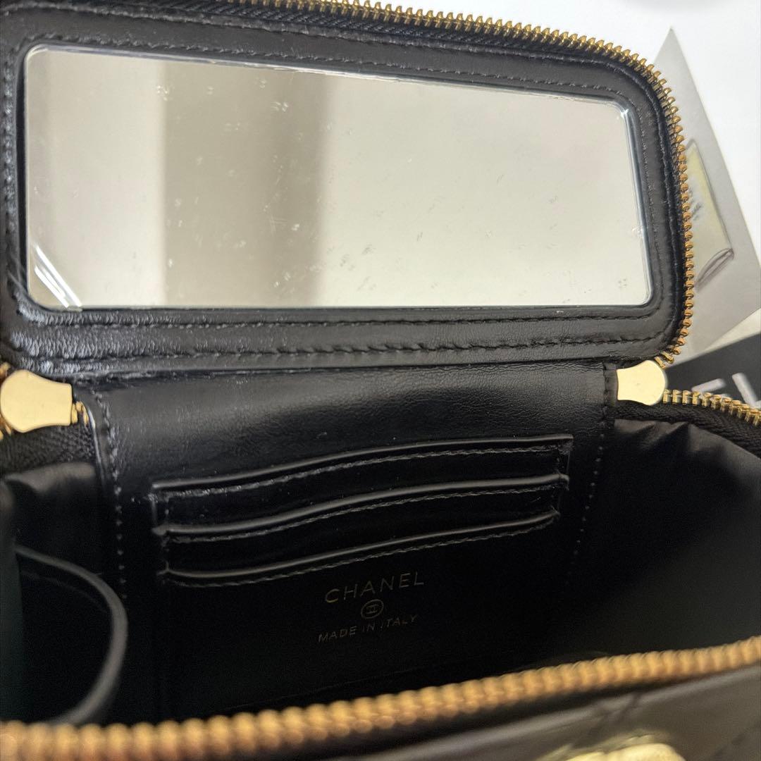 CHANELノベルティ バニティ型 ミニショルダー