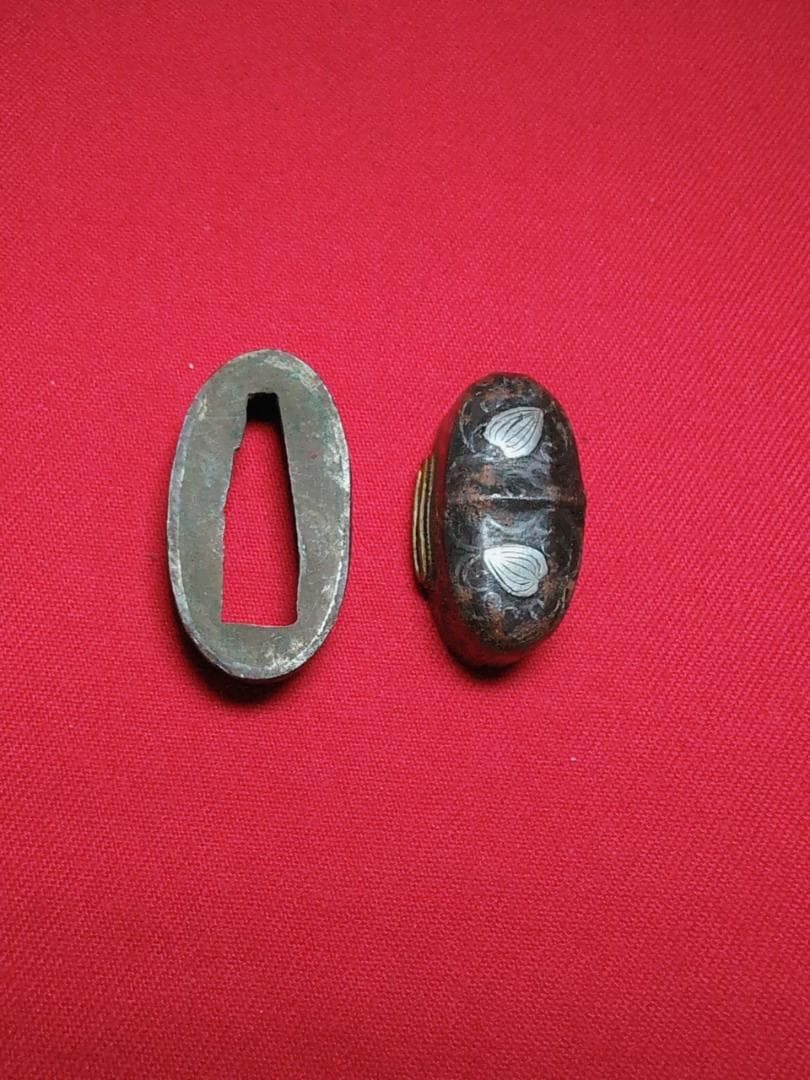 鉄地 鬼灯図 縁頭 銀色絵 拵 日本刀 刀装具 骨董 古美術