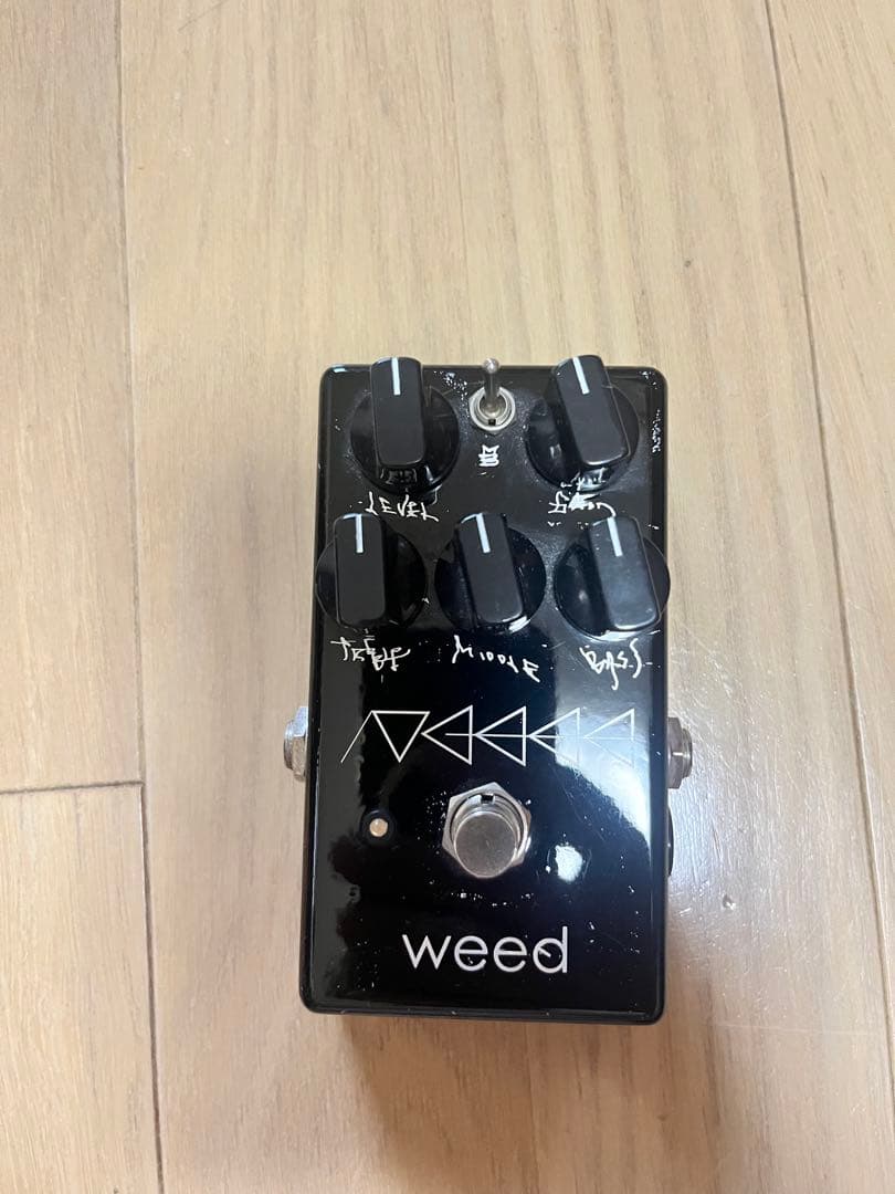 DIR EN GREY 薫　UGEEE weed ギターエフェクター