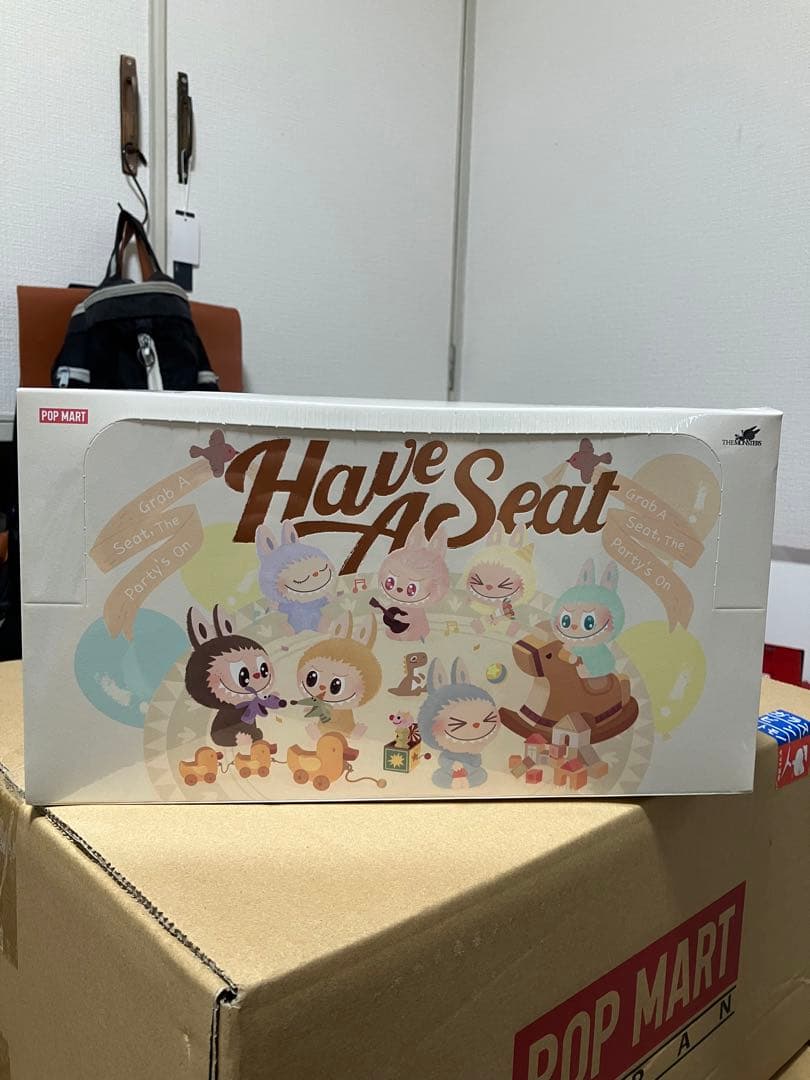 LABUBU THE MONSTERS Have A Seat ぬいぐるみ