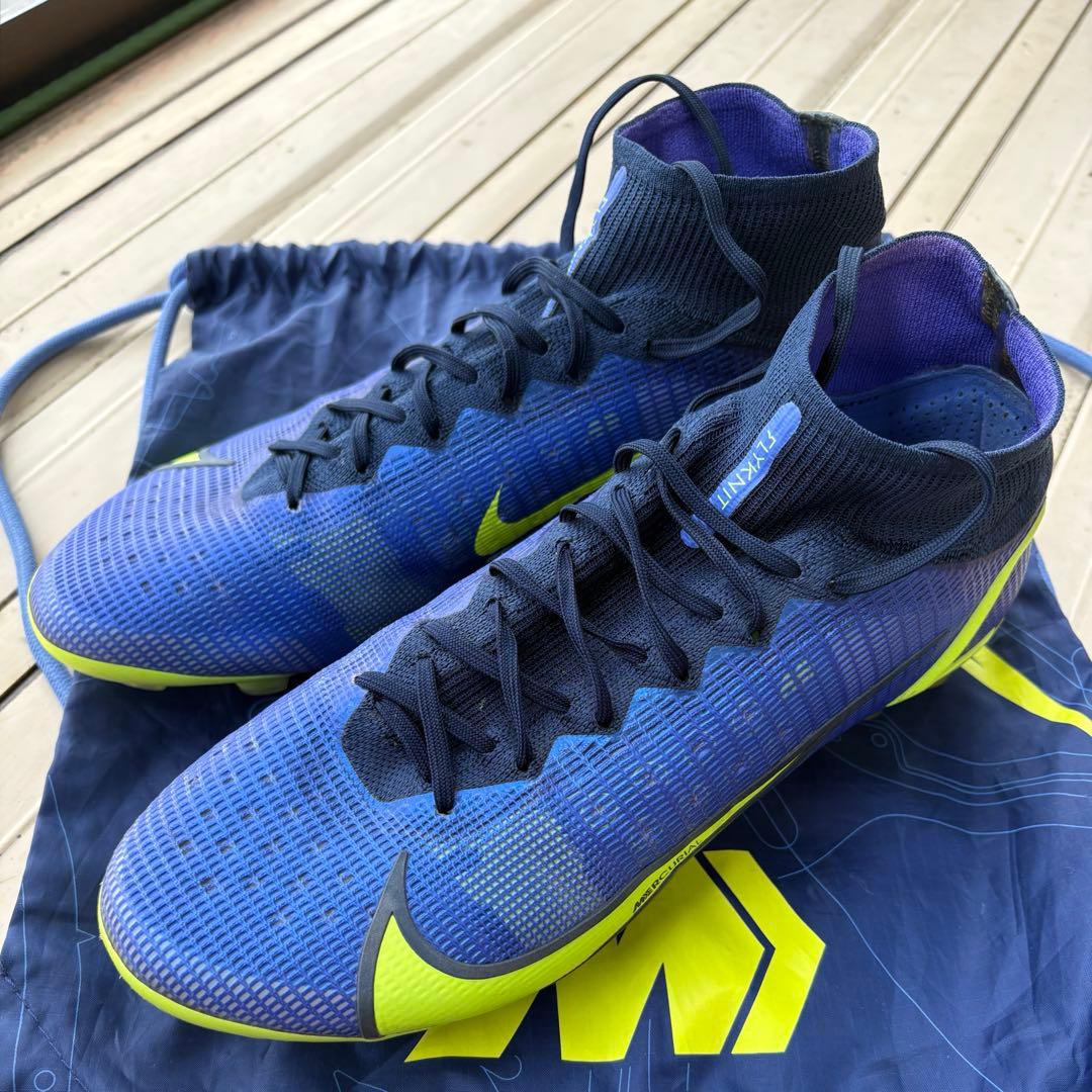 Nike マーキュリアルヴェイパー14エリートFG