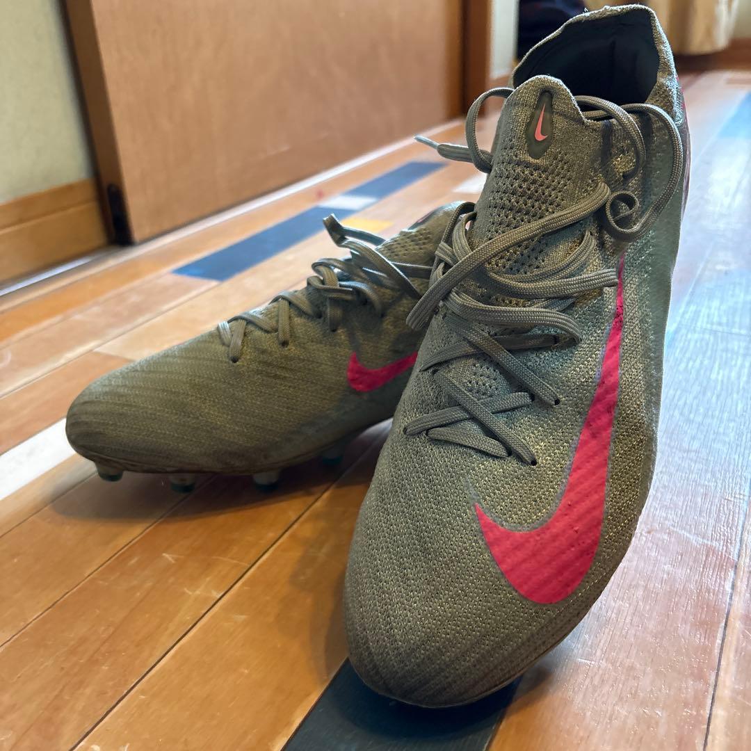 Nike サッカーシューズ スパイク グレー/ピンク