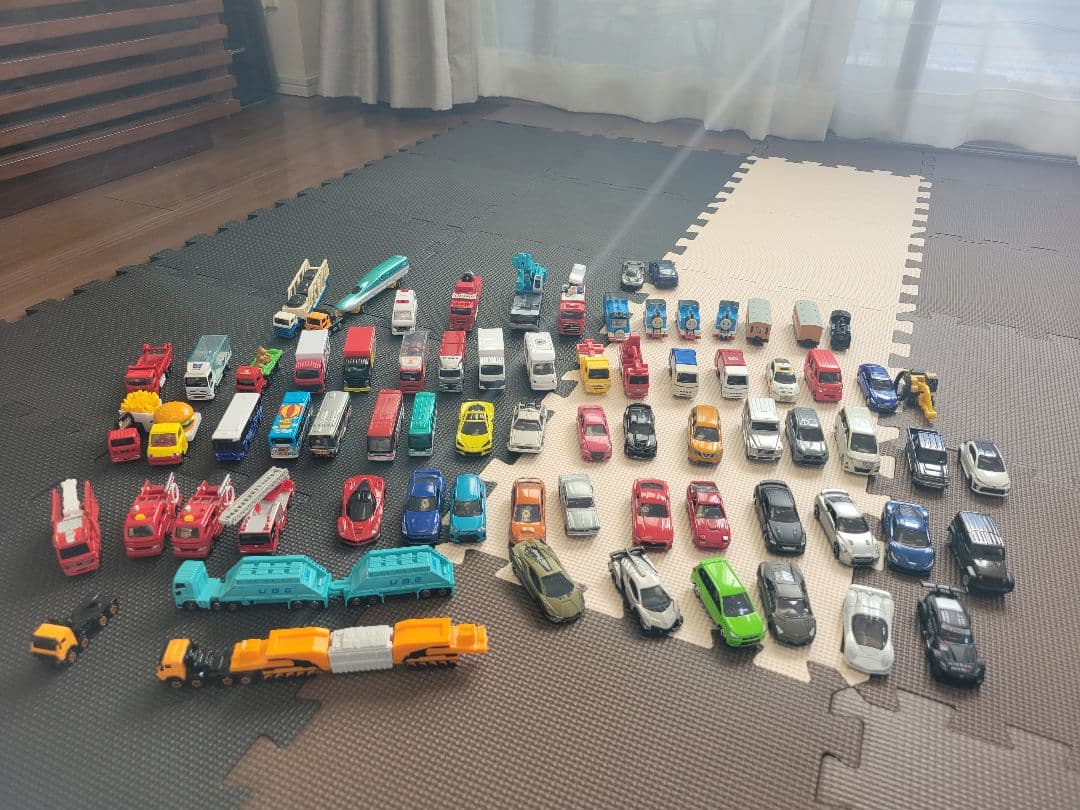 トミカ他70台　ジャンク品