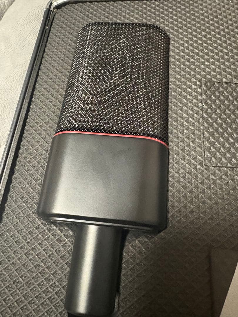 Austrian Audio OC18（コンデンサーマイク）