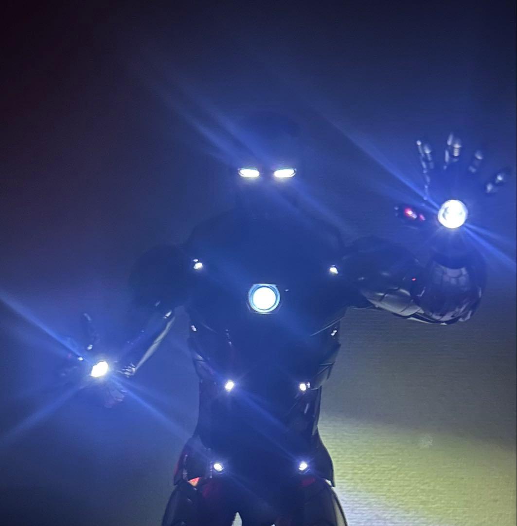 剛*様 ホットトイズ 1/6 マーベル・スタジオ10周年 アイアンマーク46 コ