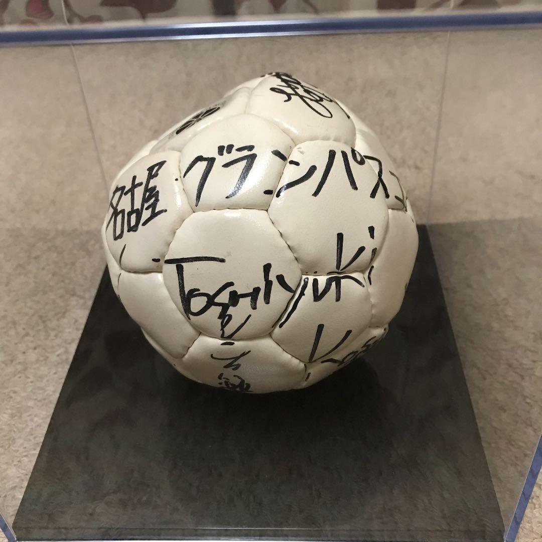 名古屋グランパス　1993年初代ベンチ入りメンバー直筆サインボール