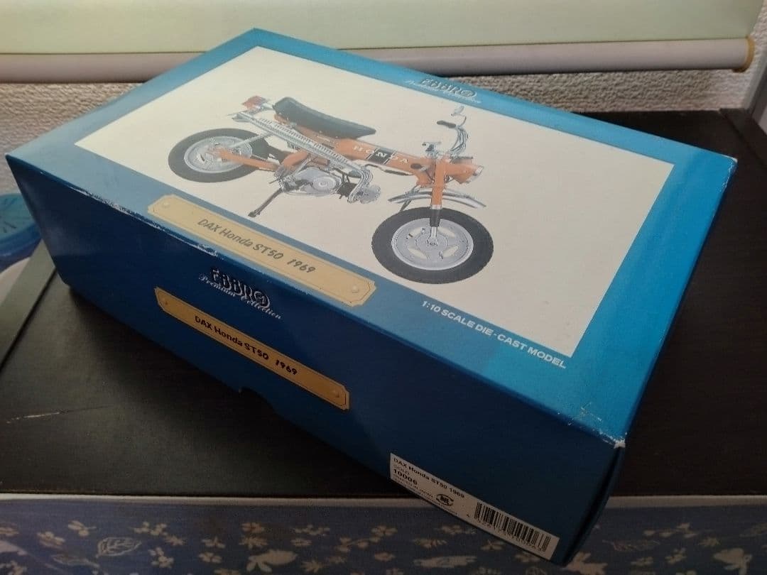エブロ　Honda DAX70 1/10スケールモデル