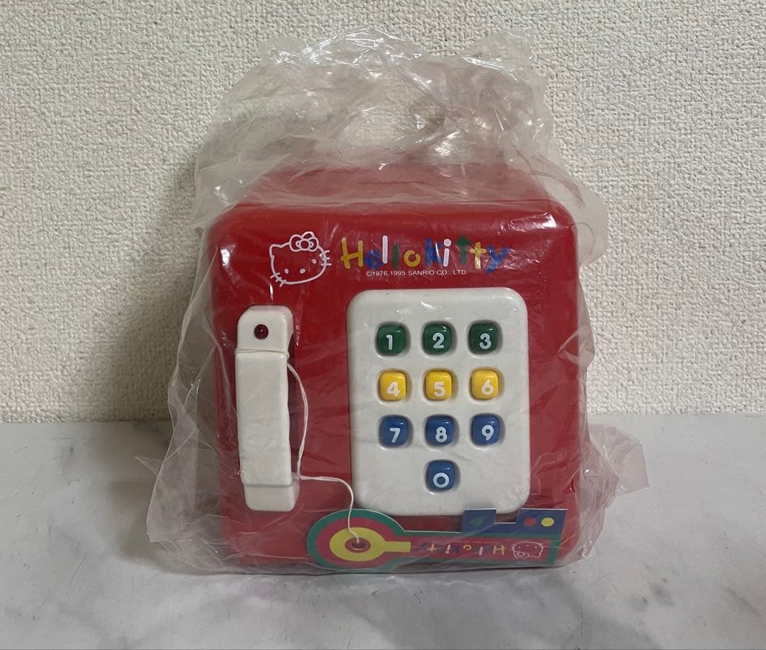 ハローキティ　貯金箱　1995年