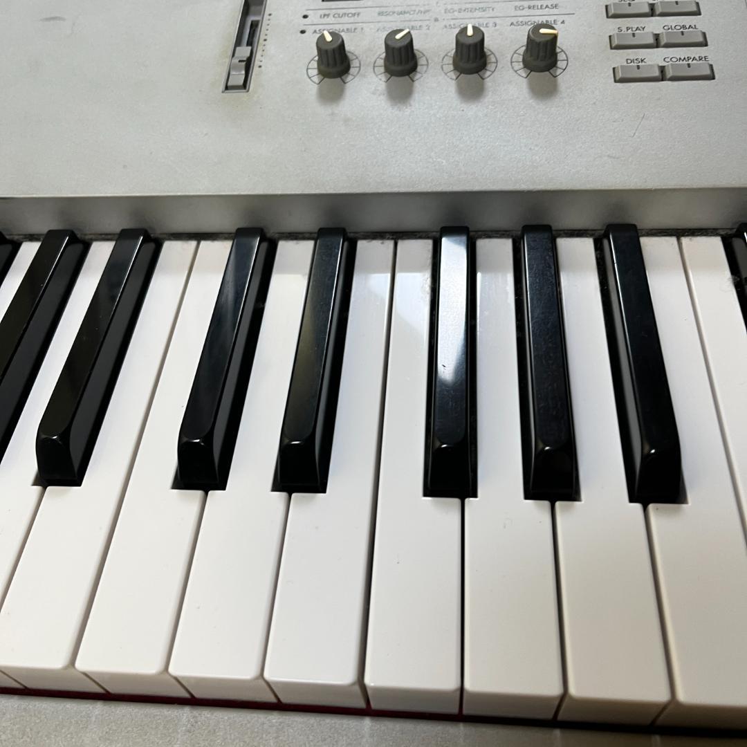 KORG TRITON Pro-X 88鍵 シンセサイザー 動作確認済