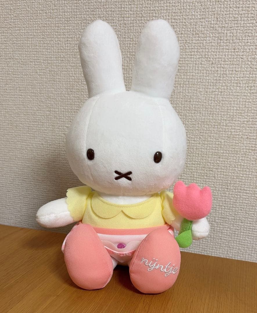 ミッフィー ぬいぐるみ ハウステンボス ブロッサムナインチェ フラワー