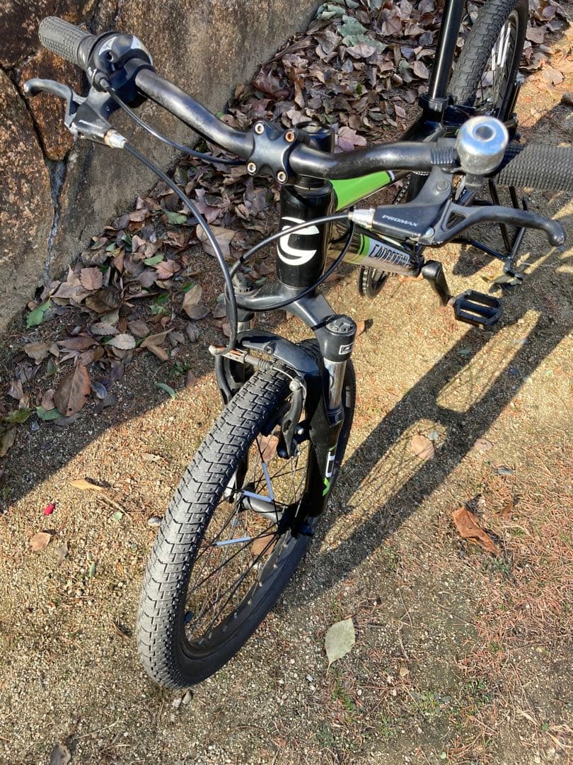 Cannondaleキャノンデール 20インチ キッズバイク ブラック/グリーン