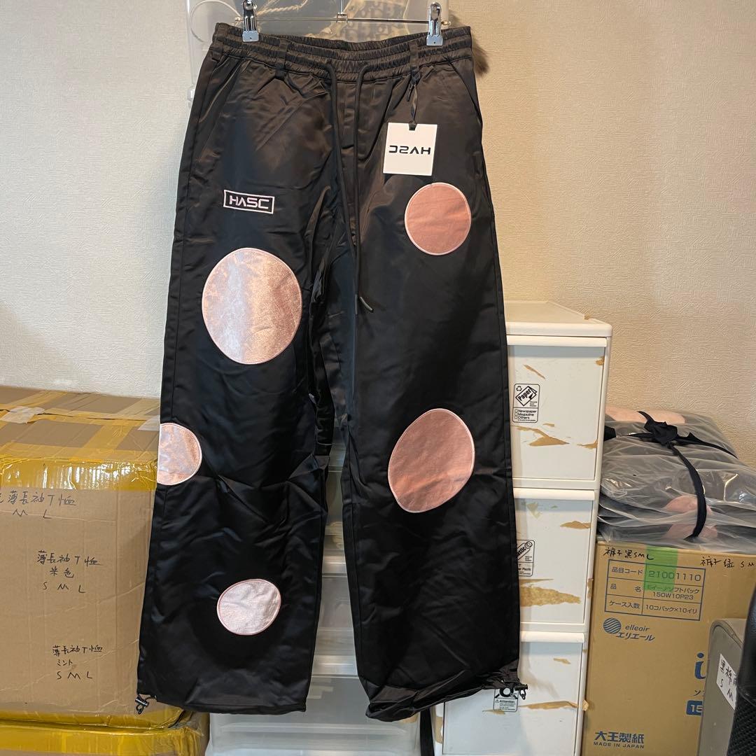 新品未使用 ベルベット調 ドット柄 スキーパンツ S 男女兼用 日常使用可