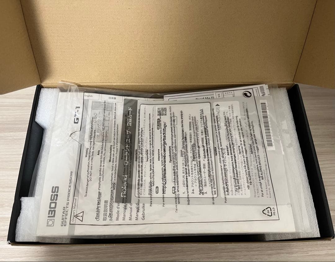 BOSS GT-1 ギターエフェクター 本体と純正ACアダプター付き