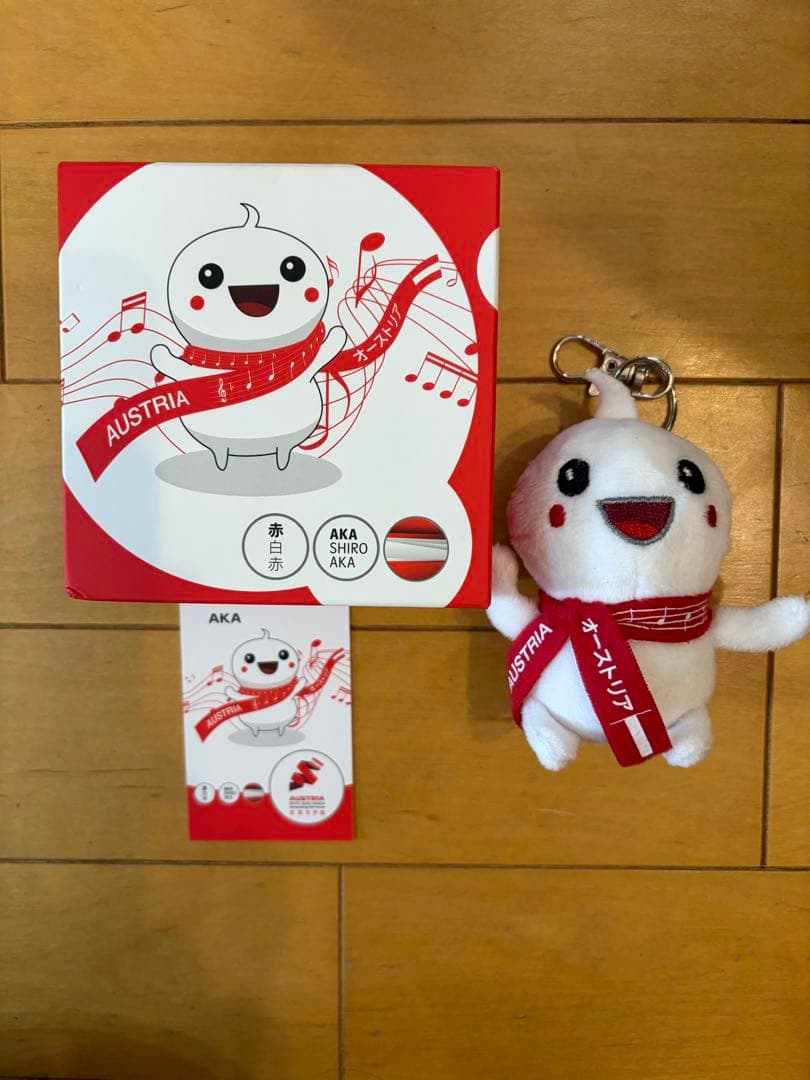 大阪関西万博　Aka Shiro Aka キーホルダー オーストリア完売品箱付き