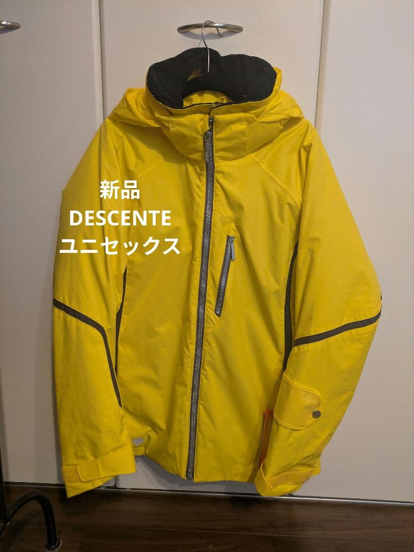 新品 未使用 デサント 定価31000