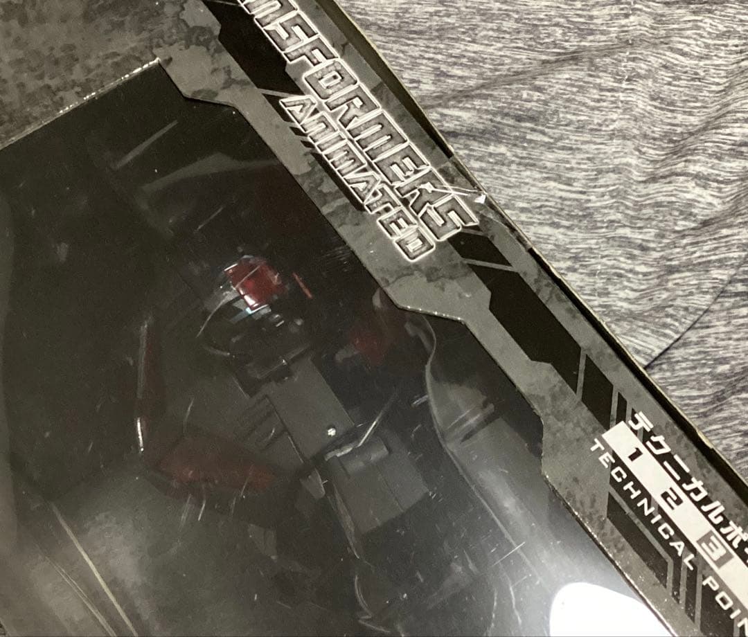 トランスフォーマー　アニメイテッド　オプティマスプライムブラックVER