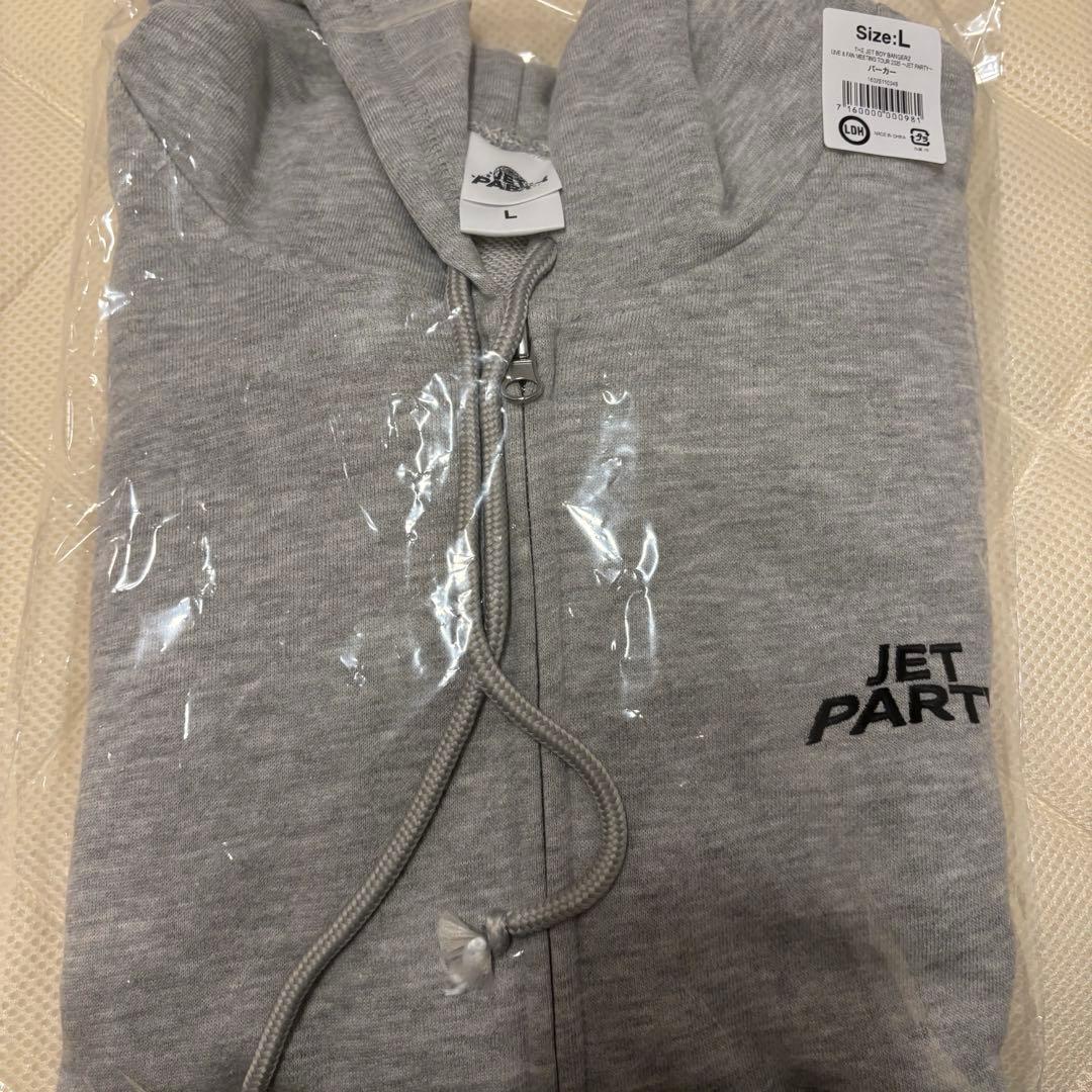 TJBB パーカー Lサイズ