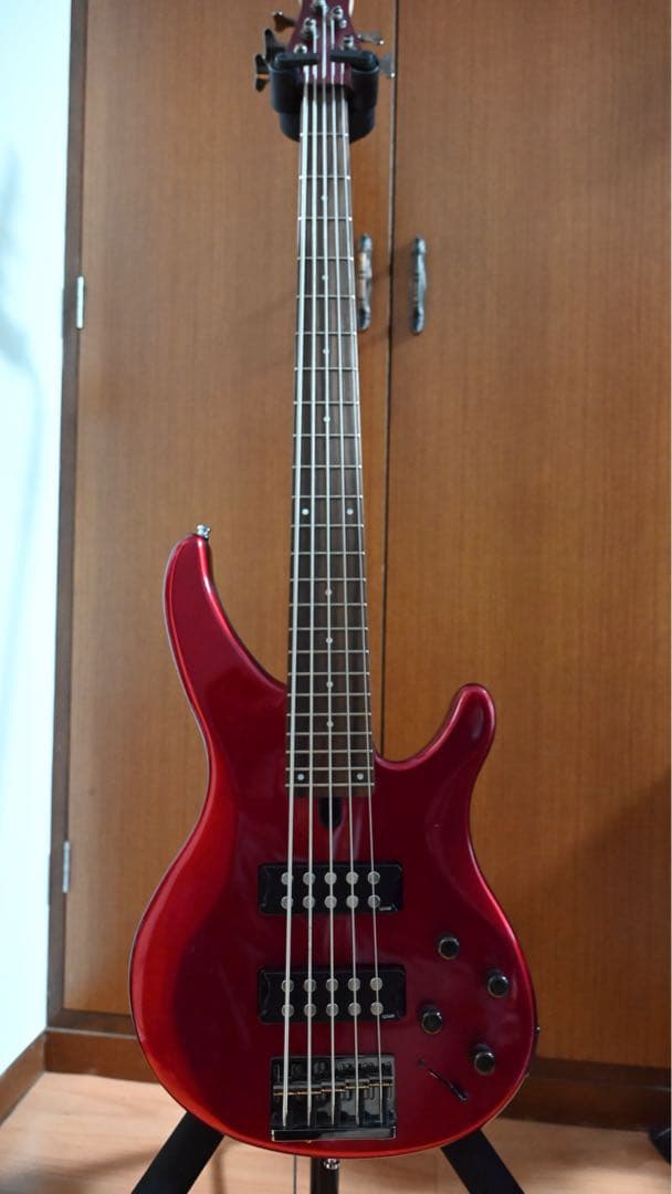 ベース YAMAHA TRBX305