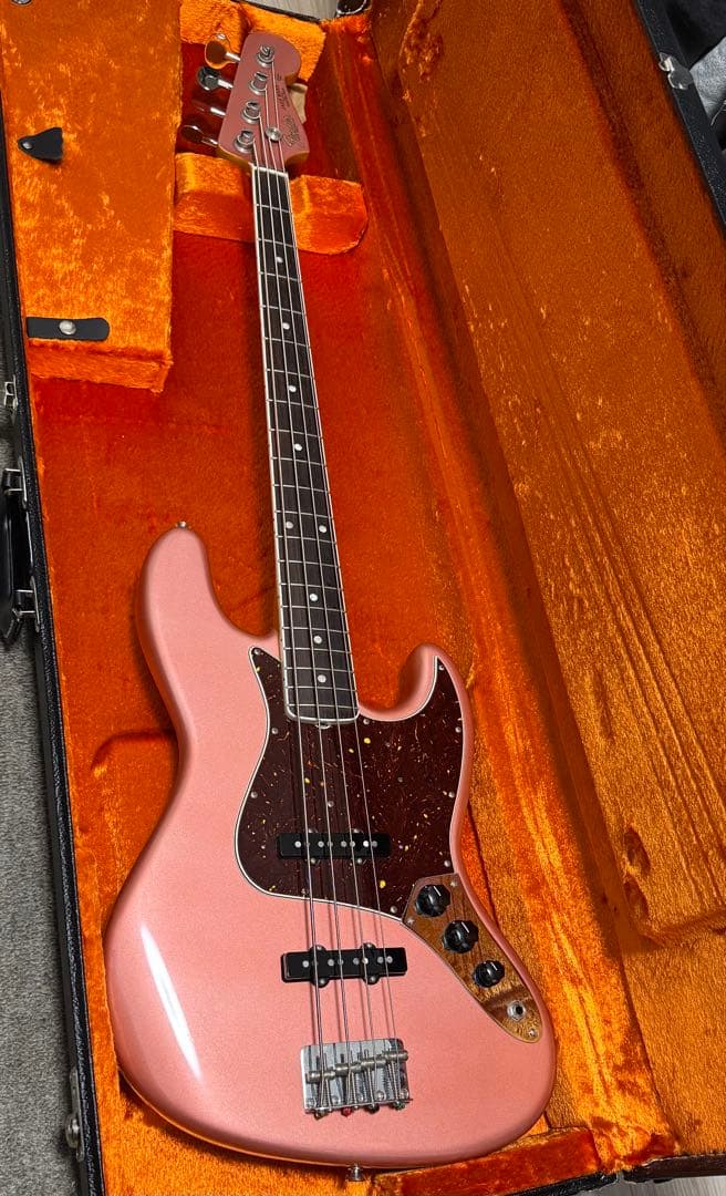 Fender American Vintage II 1966 レアカラー